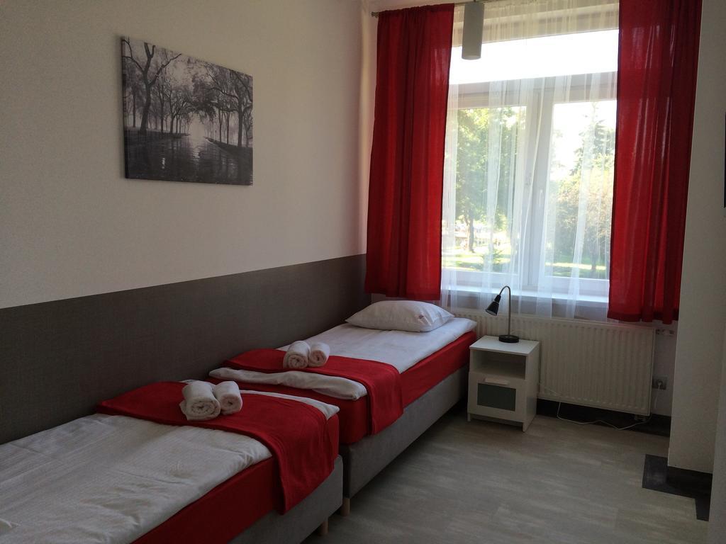 Hotel Kielce Habitación foto